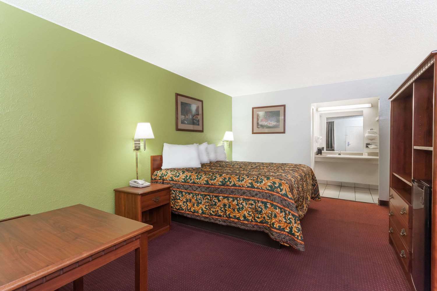 Days Inn By Wyndham San Antonio Lytle 외부 사진